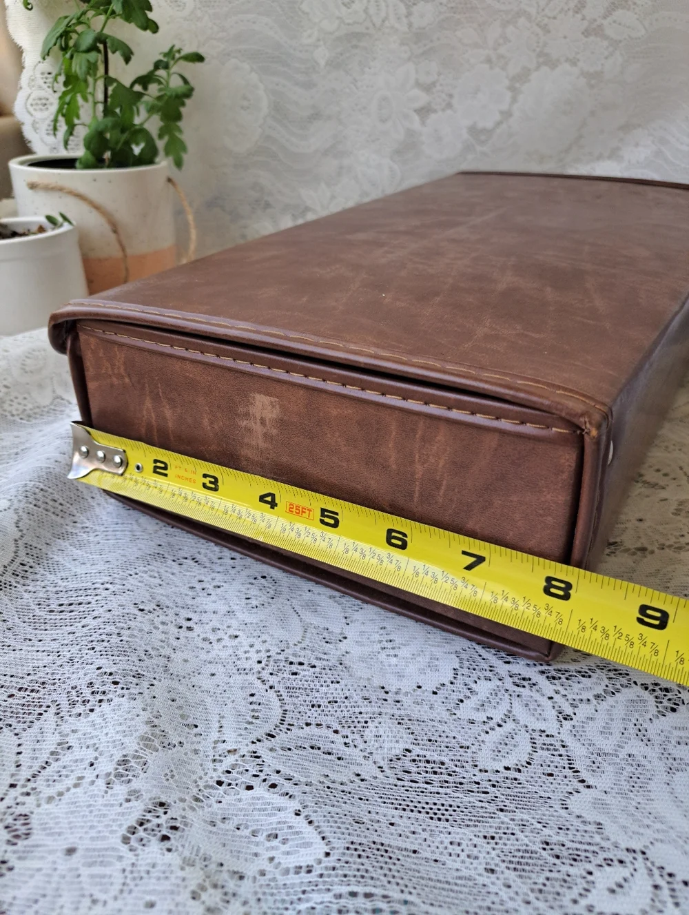 Vintage 80s Vinyl Audio Cassette Tape Storage Case Made In USA 24 Tape Capacity